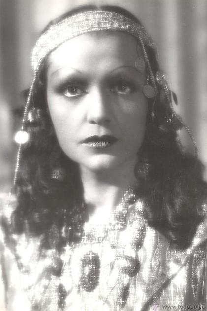 Carmen Navasqués - Actor Profile Photo