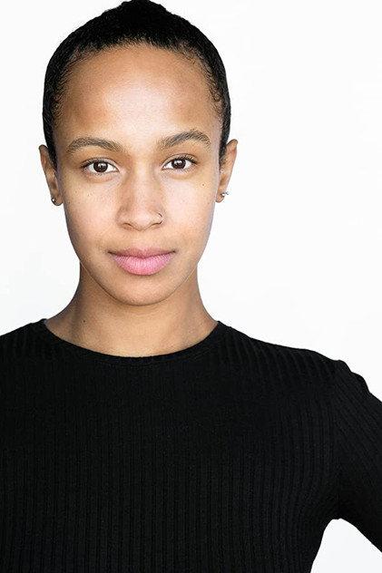 Cynthia Navarro - Actor Profile Photo