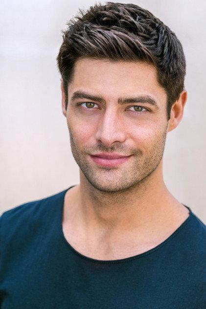 Andrew Rogers - Actor Profile Photo