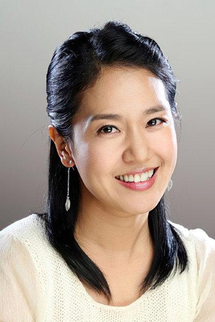 Lee Yeon-kyung - Actor Profile Photo