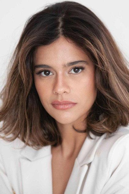 Arianne Botelho - Actor Profile Photo