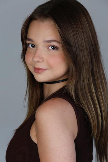 Cléo Faria - Actor Profile Photo