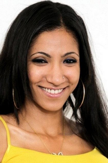 Sadie Santana - Actor Profile Photo