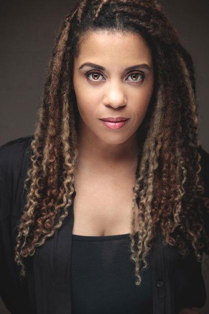 Tia Robinson - Actor Profile Photo