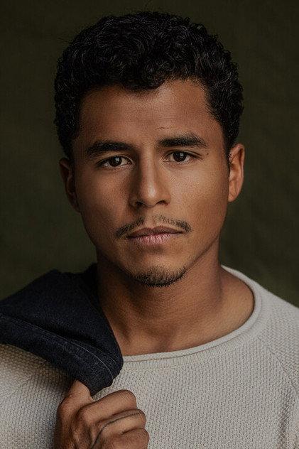 Éric Véga - Actor Profile Photo