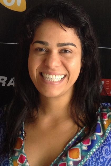 Analu Tavares - Actor Profile Photo