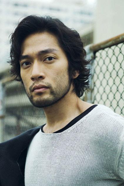 Shinnosuke Abe - Actor Profile Photo