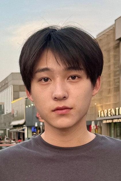 Yang Zhihe - Actor Profile Photo