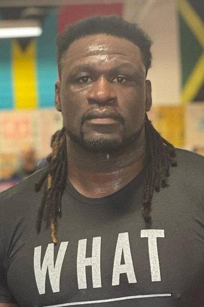 Daniel James - Actor Profile Photo