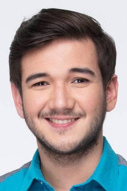 Matt Evans - Actor Profile Photo