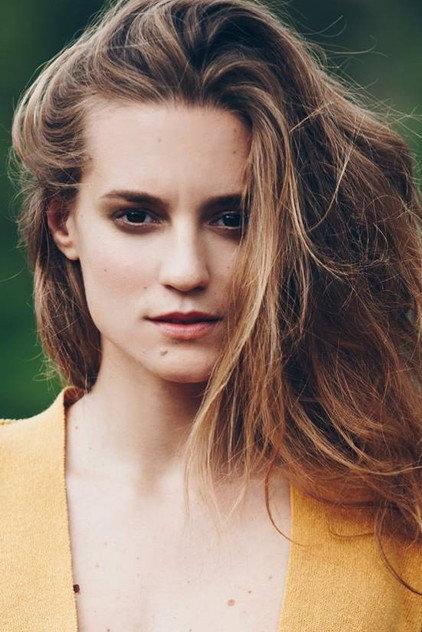 Dóra Sztarenki - Actor Profile Photo