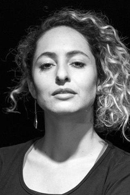 Julia Silva - Actor Profile Photo