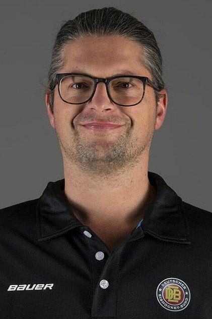 Matthias Scholze - Actor Profile Photo