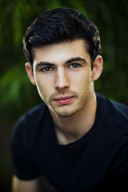 Andrew Hollingworth - Actor Profile Photo