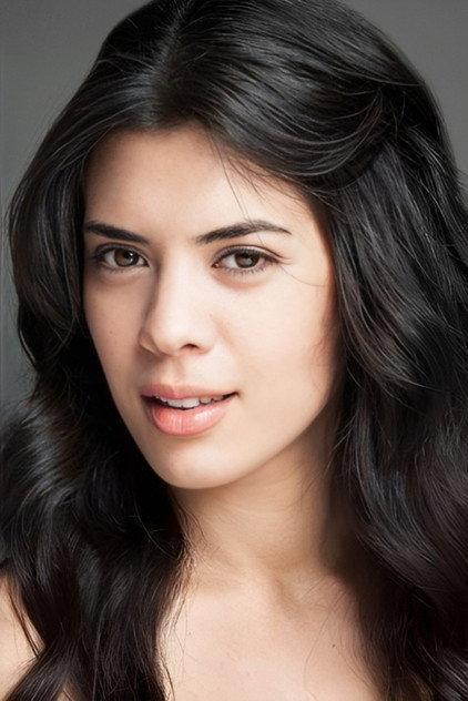 Deniz Arna - Actor Profile Photo