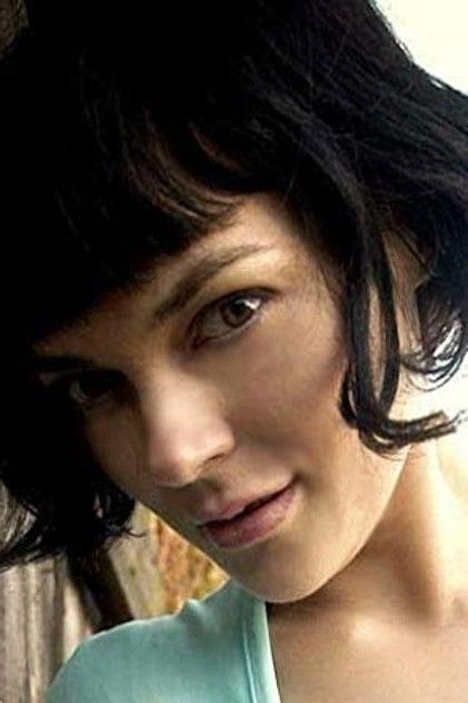 Liz Clare - Actor Profile Photo