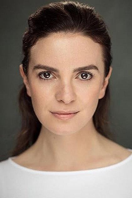 Rosie Edwards - Actor Profile Photo