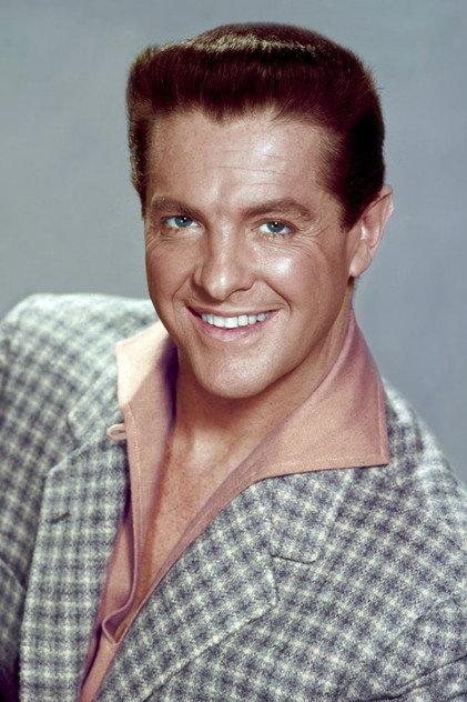 Robert Cummings - Actor Profile Photo