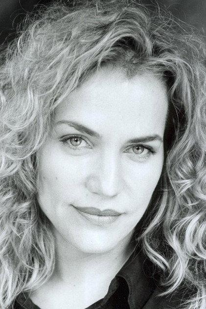 Jennifer Calvert - Actor Profile Photo