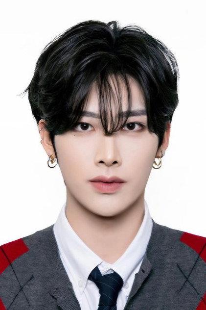 Ricky - Actor Profile Photo