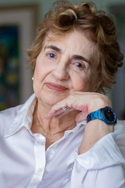 Fernanda Quinderé - Actor Profile Photo