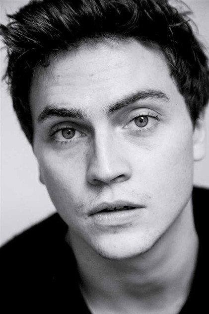 Louis Peres - Actor Profile Photo