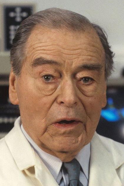 Sebastian Shaw - Actor Profile Photo