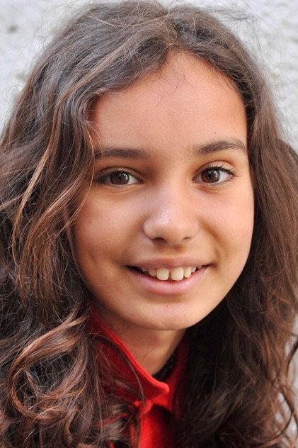 Siham Laroussi - Actor Profile Photo
