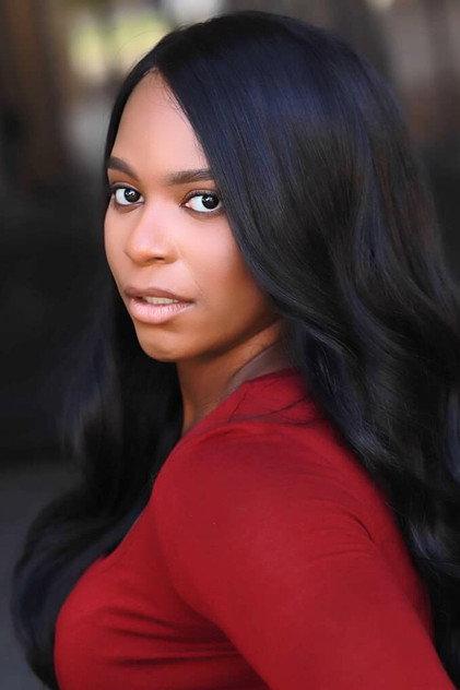 Alexandra Grey - Actor Profile Photo