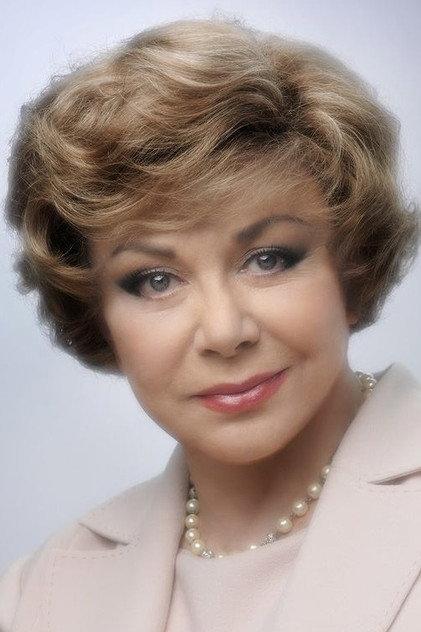 Edita Pyekha - Actor Profile Photo