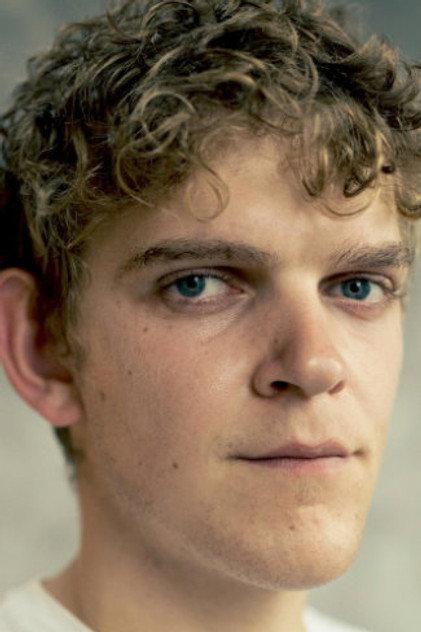 Angus Cooper - Actor Profile Photo