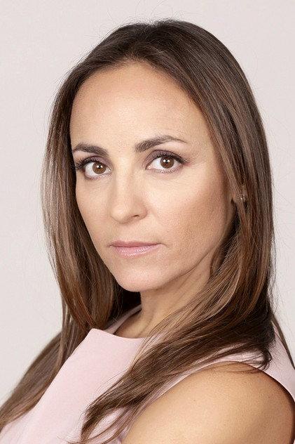 Camila Raznovich - Actor Profile Photo