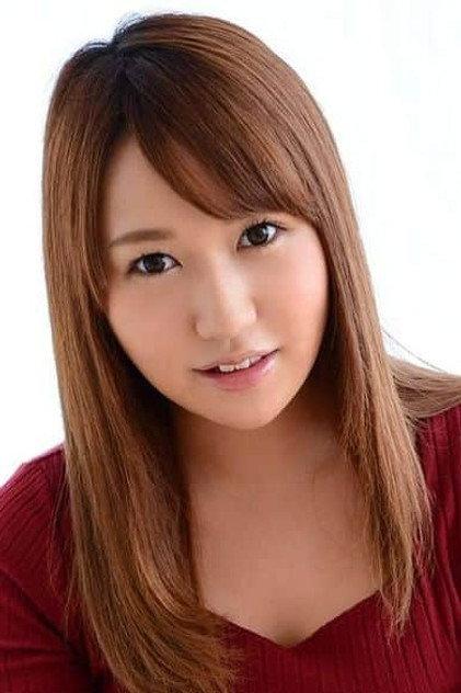 Kana Suzuna - Actor Profile Photo