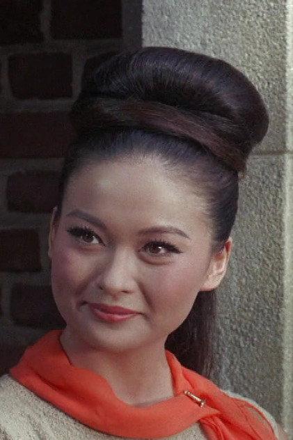 Helen Funai - Actor Profile Photo