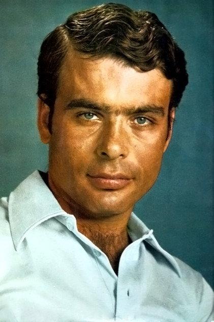 Yannis Poulopoulos - Actor Profile Photo