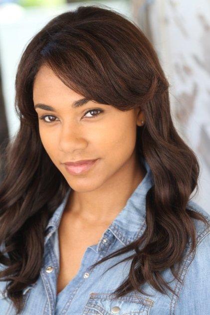 Bianca Bethune - Actor Profile Photo