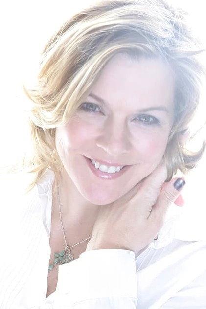 Janie Dee - Actor Profile Photo