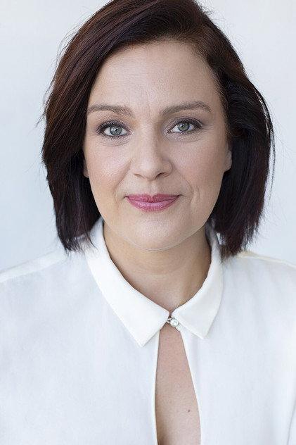 Julie Roussel - Actor Profile Photo