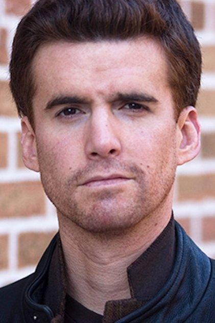 Armando Riesco - Actor Profile Photo