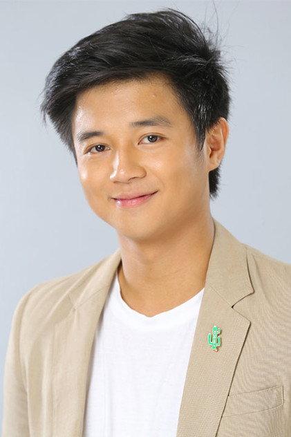 Yves Flores - Actor Profile Photo