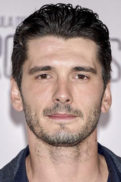 Yon González - Actor Profile Photo