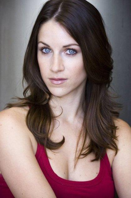 Jennifer De Minco - Actor Profile Photo