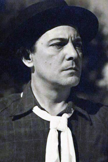 Santiago Arrieta - Actor Profile Photo