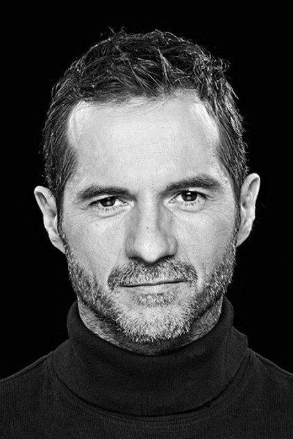 Javier Albalá - Actor Profile Photo