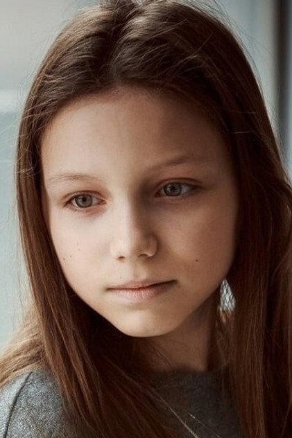 Alina Babak - Actor Profile Photo