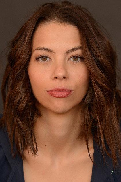 Laura Carswell - Actor Profile Photo