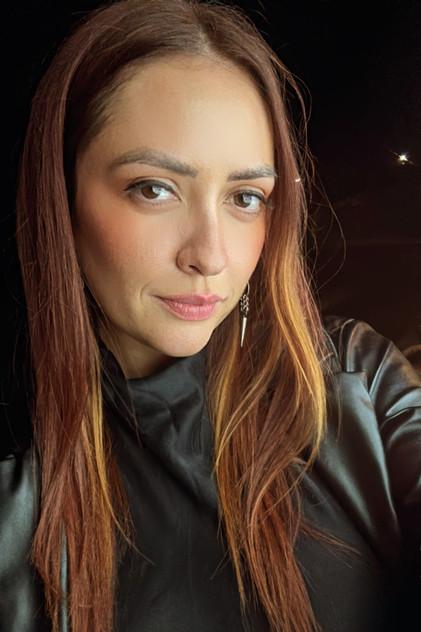 Ali Robinson - Actor Profile Photo
