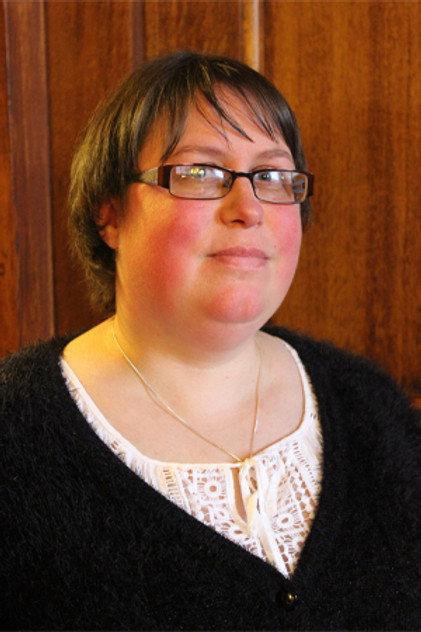 Suzanne Howarth - Actor Profile Photo