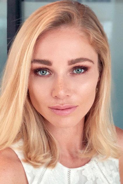 Alyssa Julia Smith - Actor Profile Photo