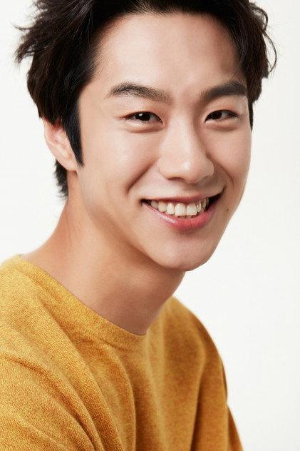 Sim Hee-seop - Actor Profile Photo